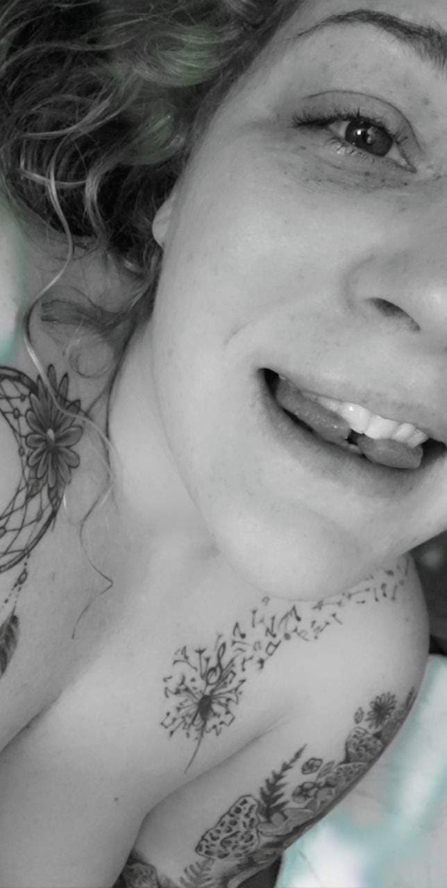 Double Tongue Sally