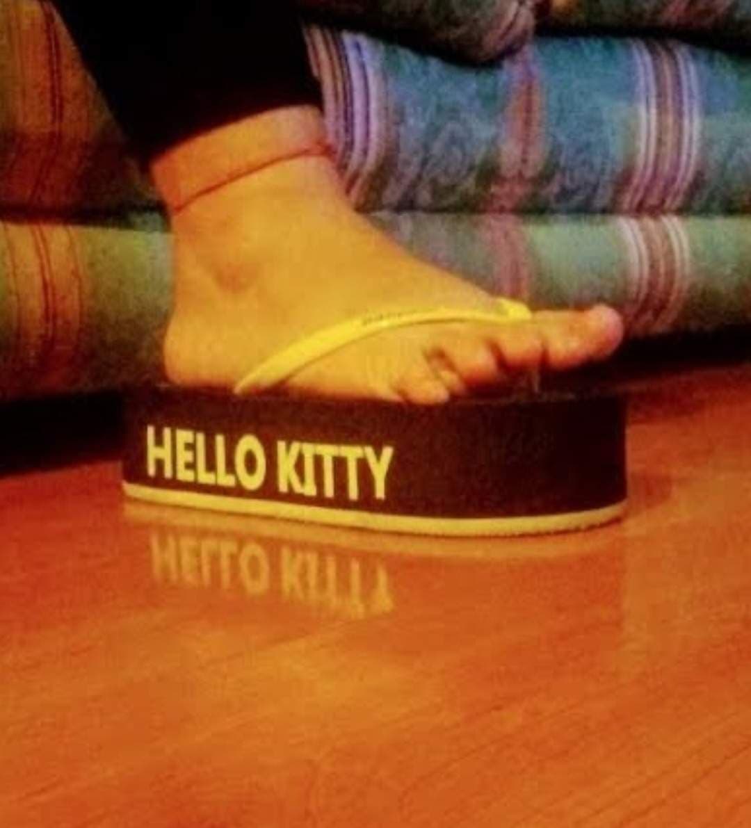 Cutefeet with platform flip flops and sa