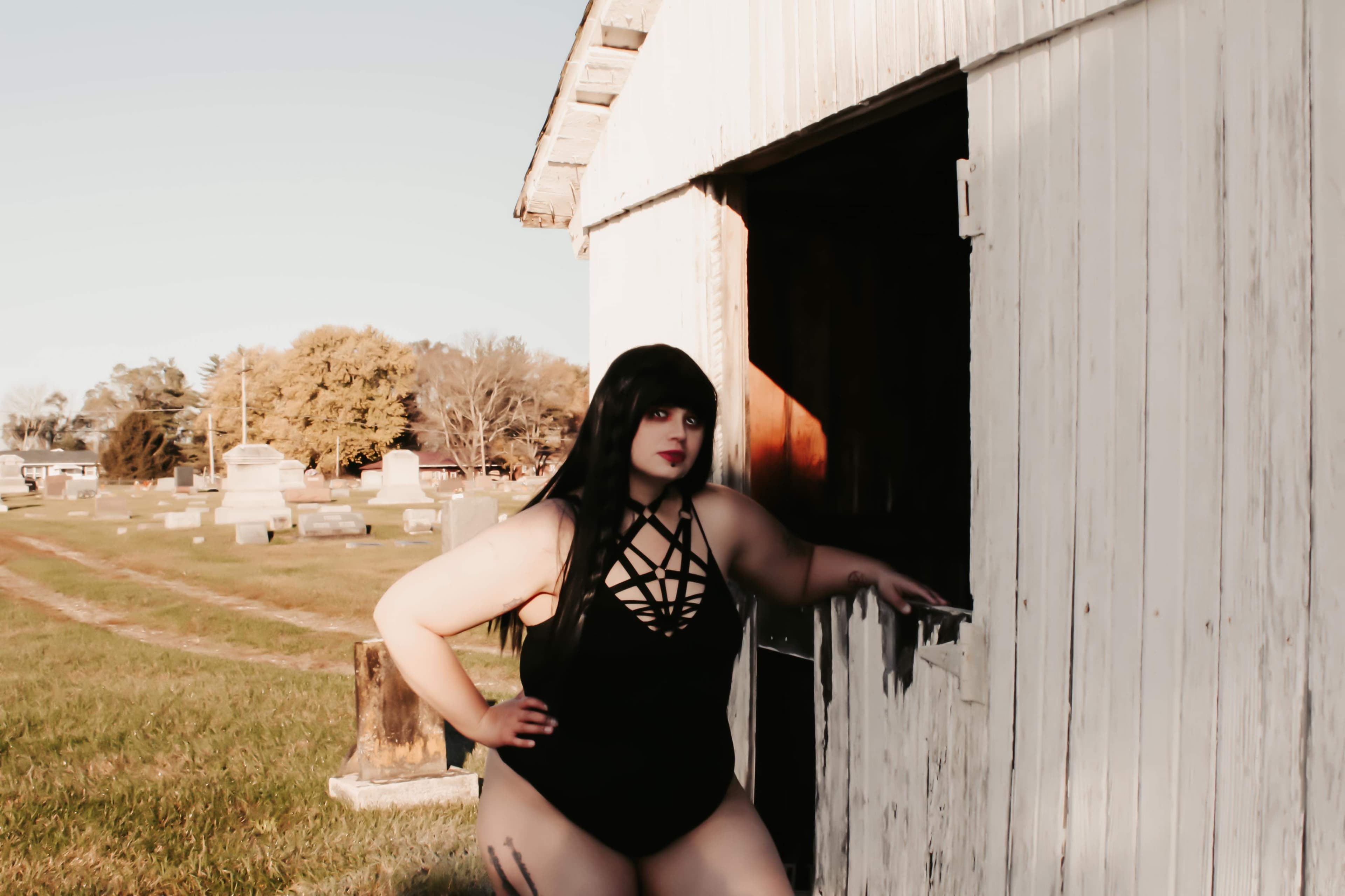 Helluna🖤Free