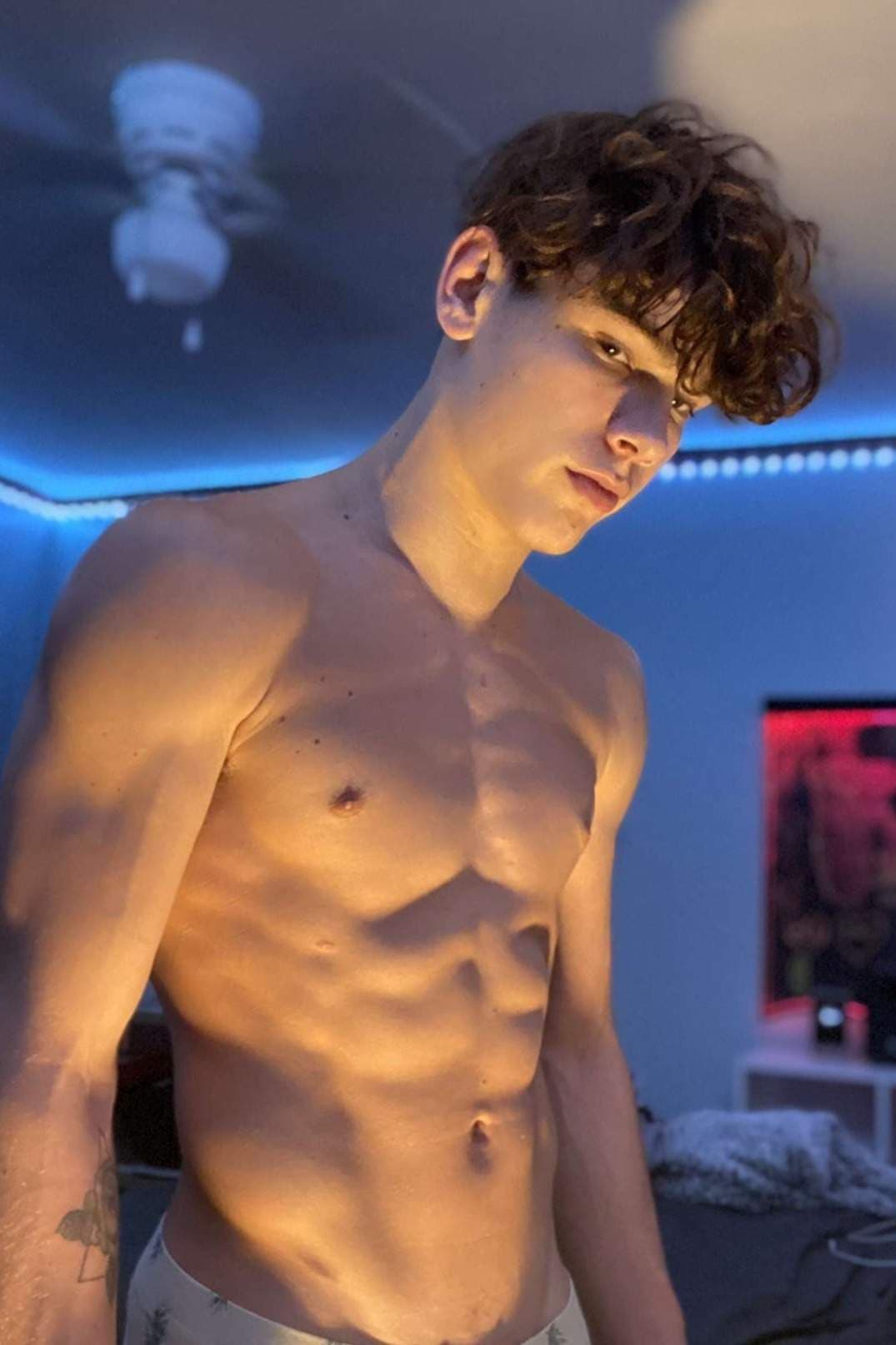 ADW VIP (opashVIP)