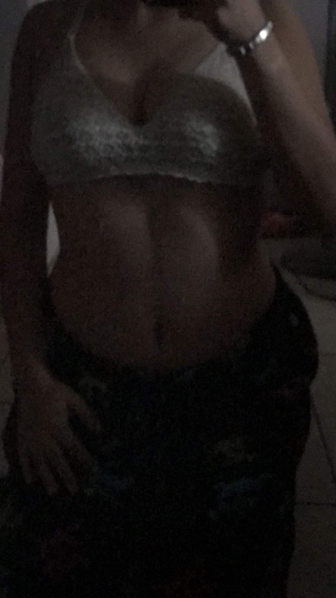 Karla rosales