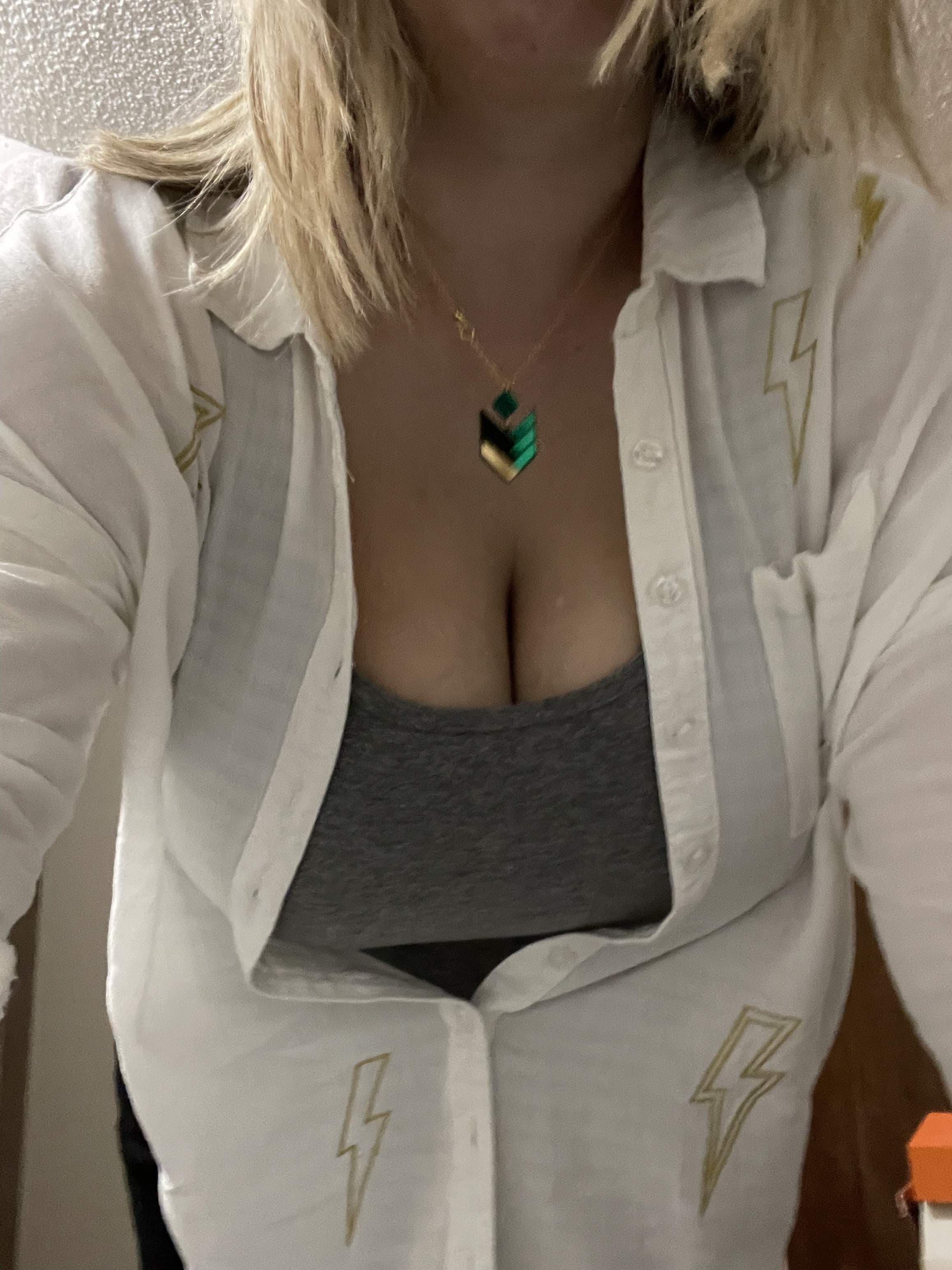 Alotta TIT Alexis