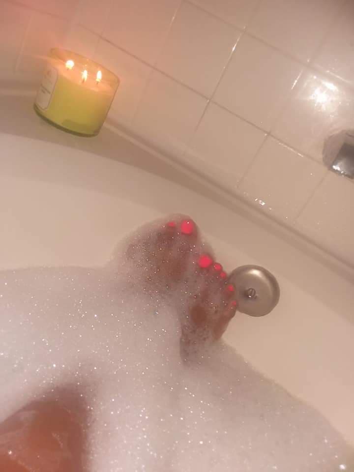 Pink Toes
