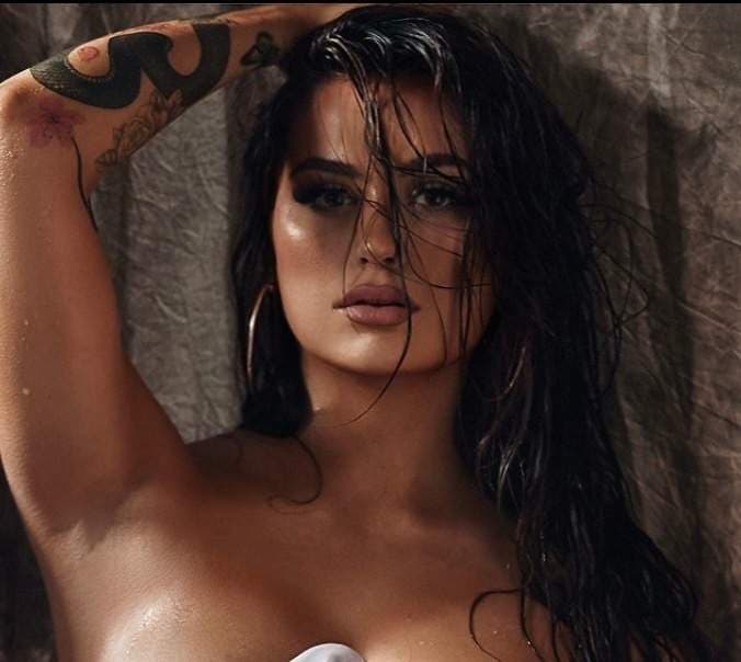 Ava