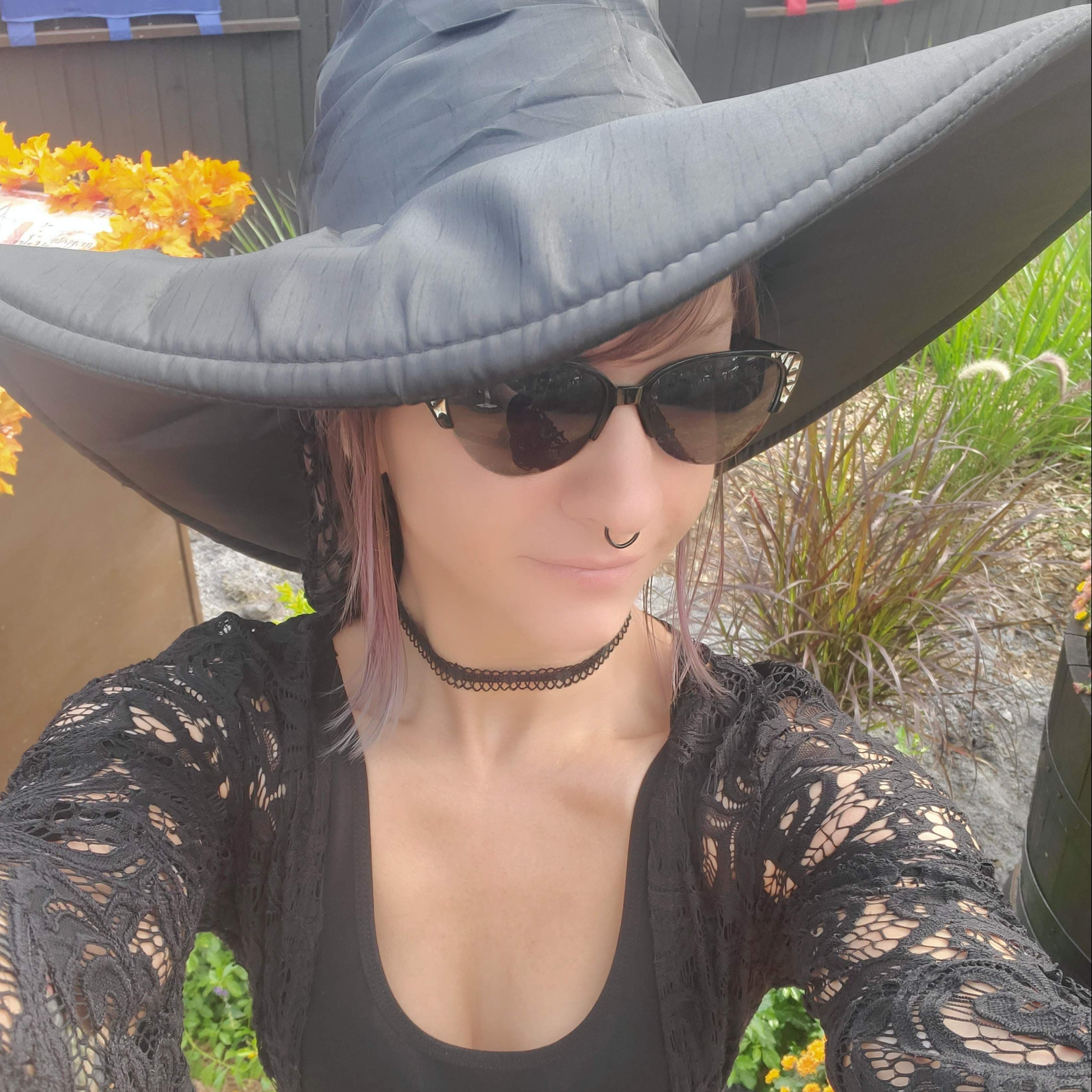 Ms Elizabeth Gallows