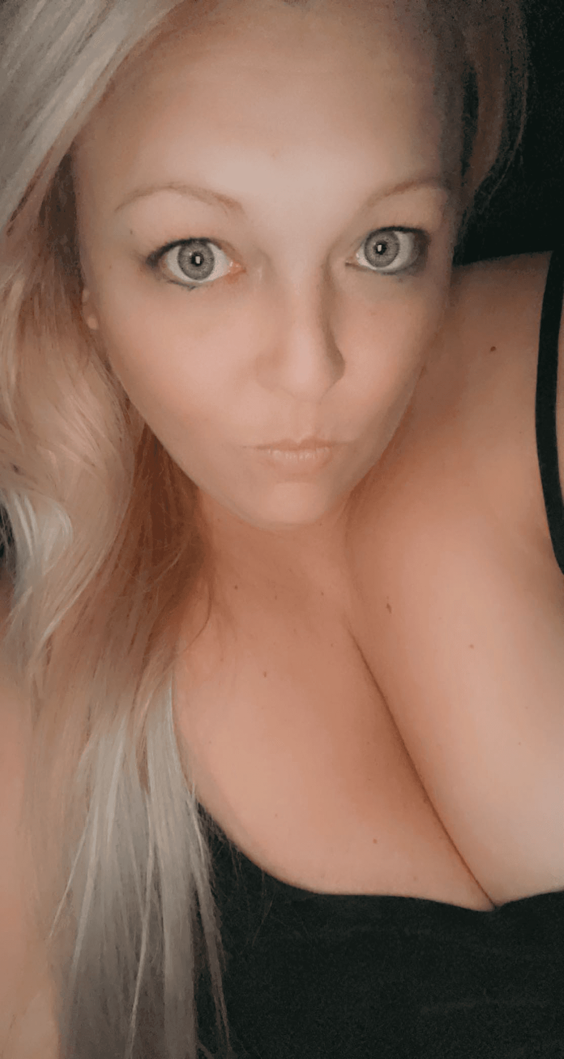 CleavageQueen30