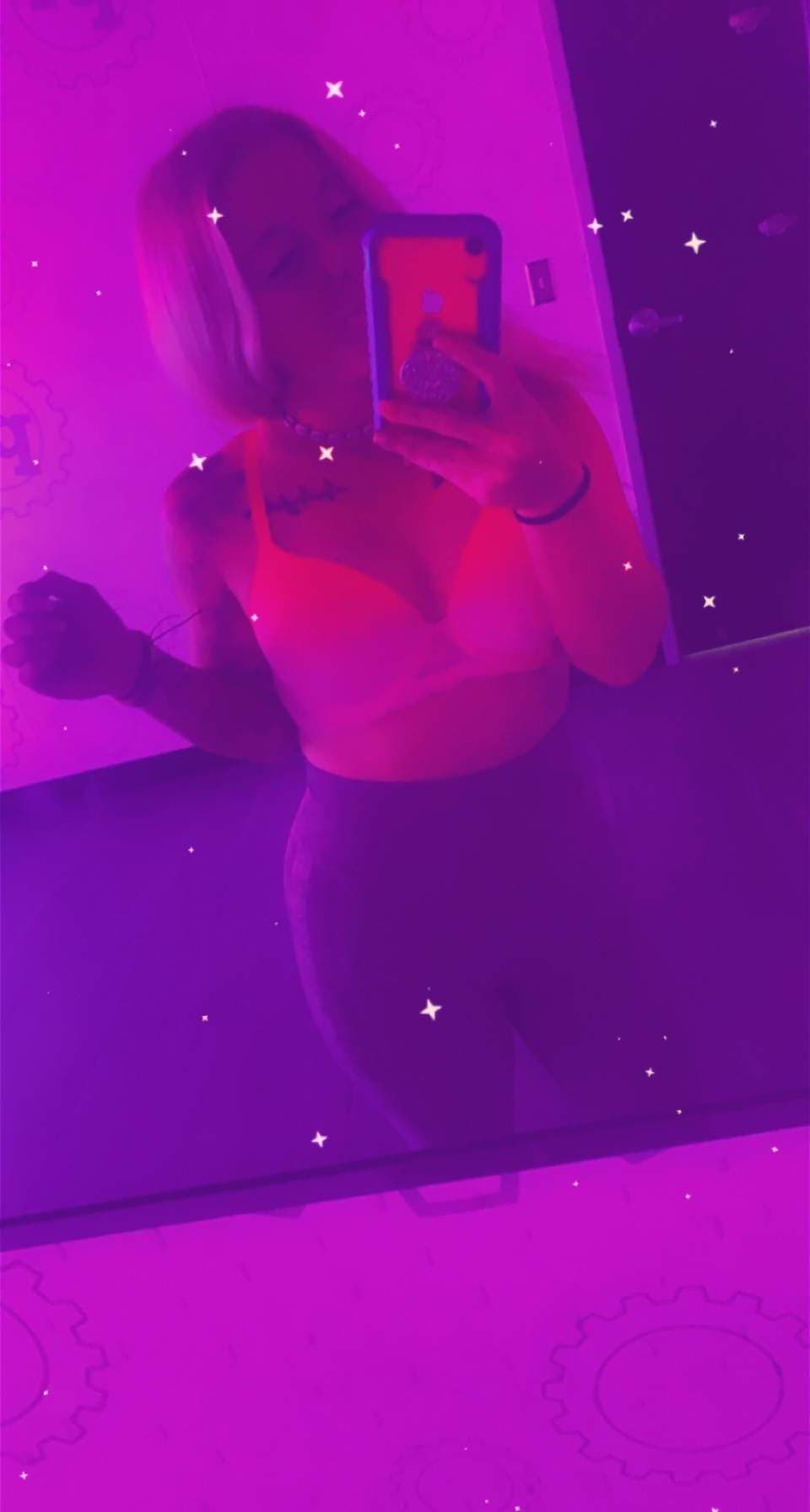 Lil Bit ✨