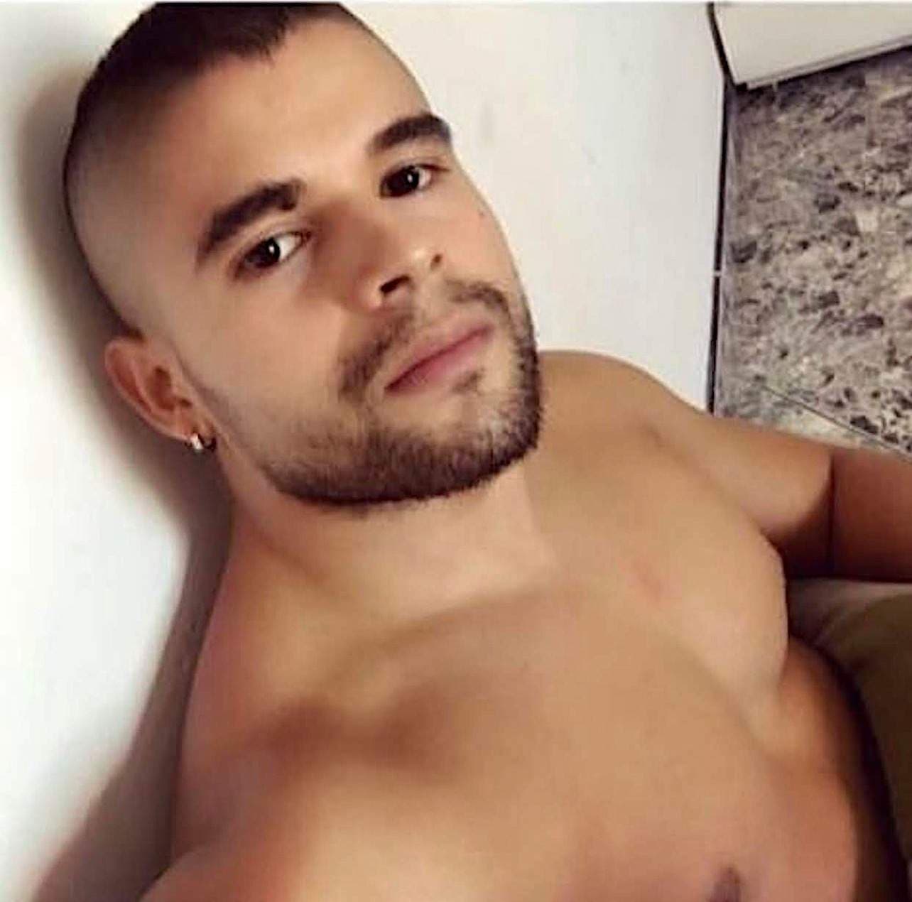ROMERO and ZEUSS 👬 FREE COUPLE ACCOUNT