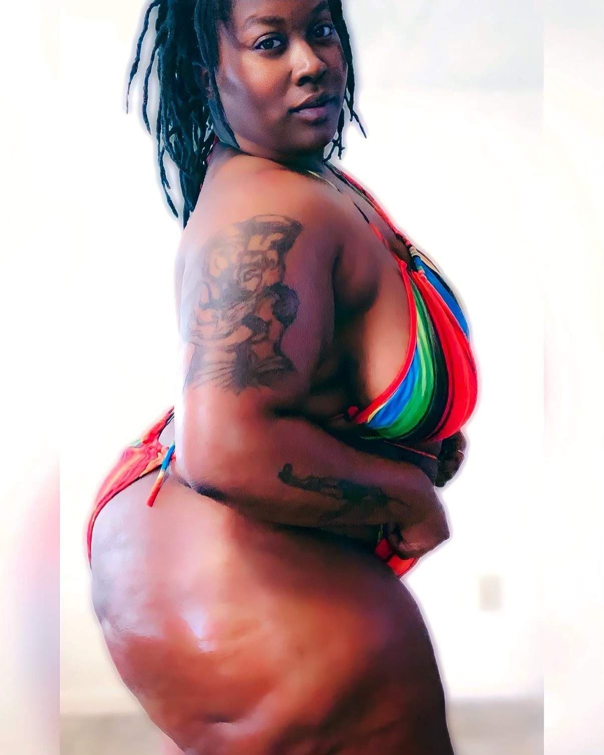 Jaspyn Erotic