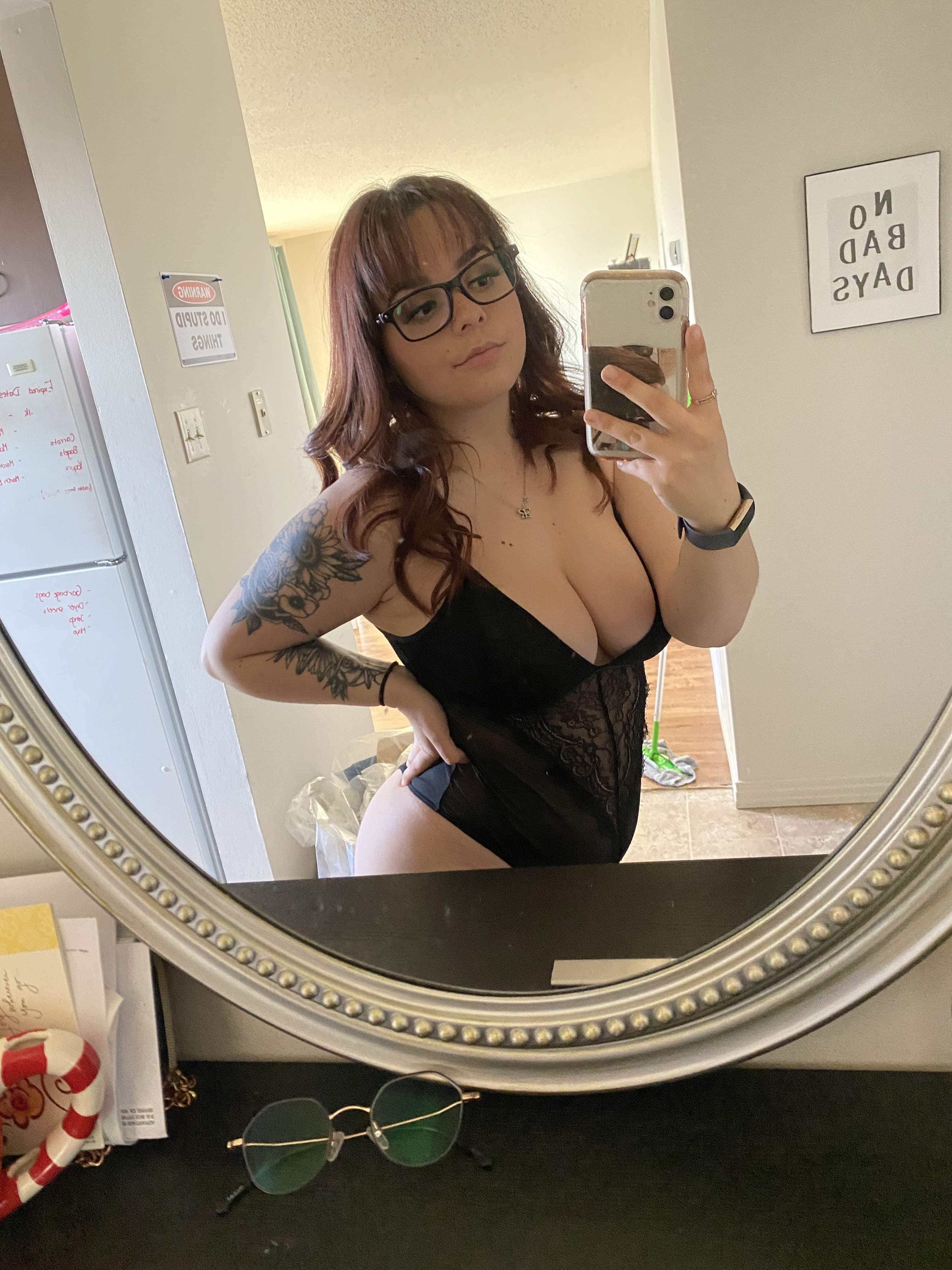 Biigbootybaddiie