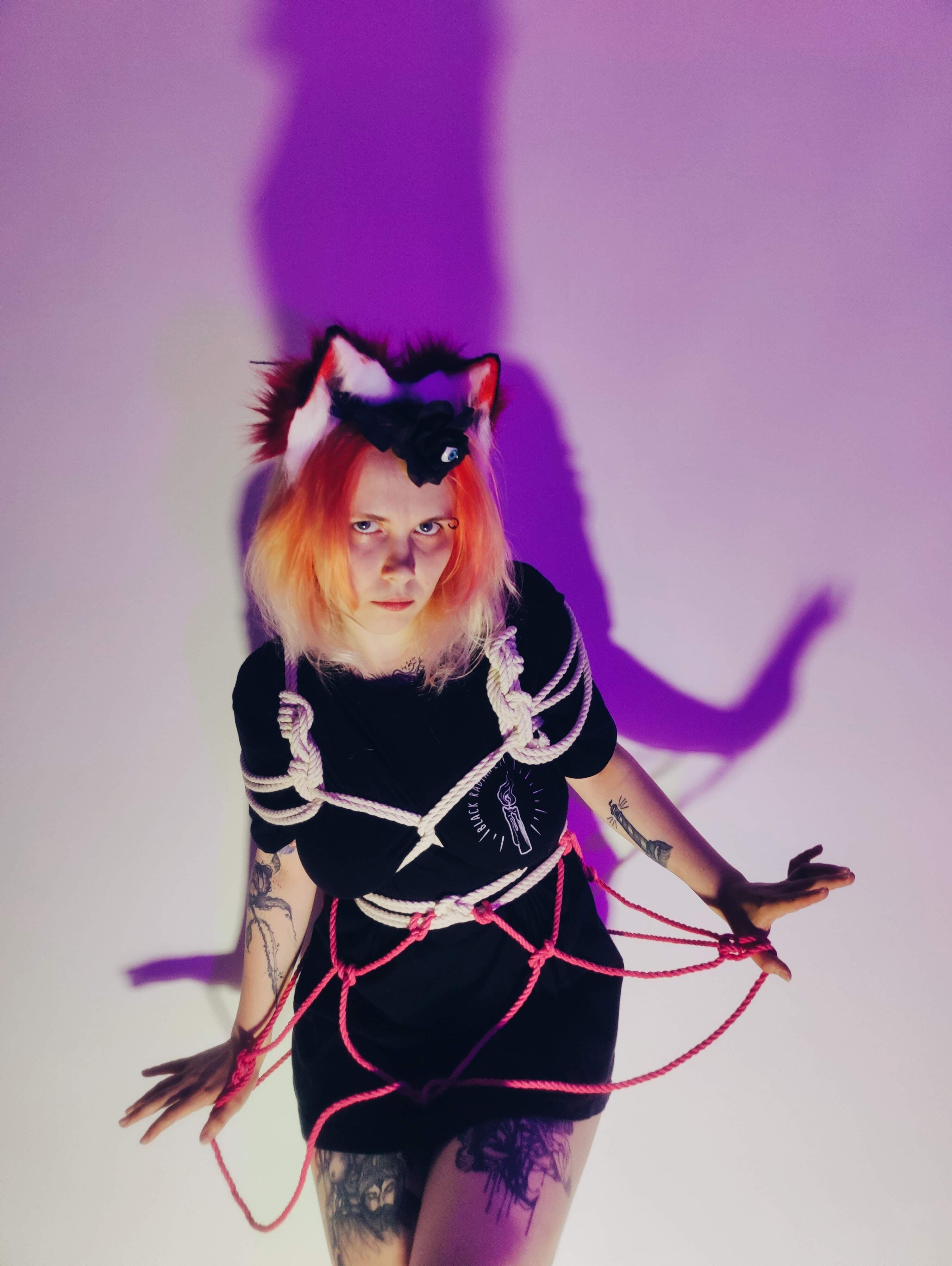 Sia: games, ropes, lifestyle