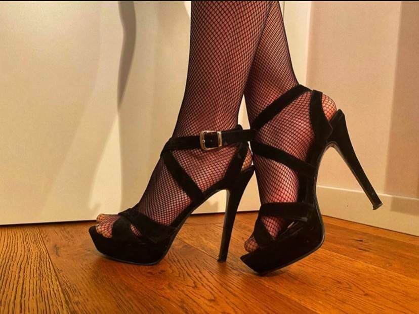 @feet__goddess__