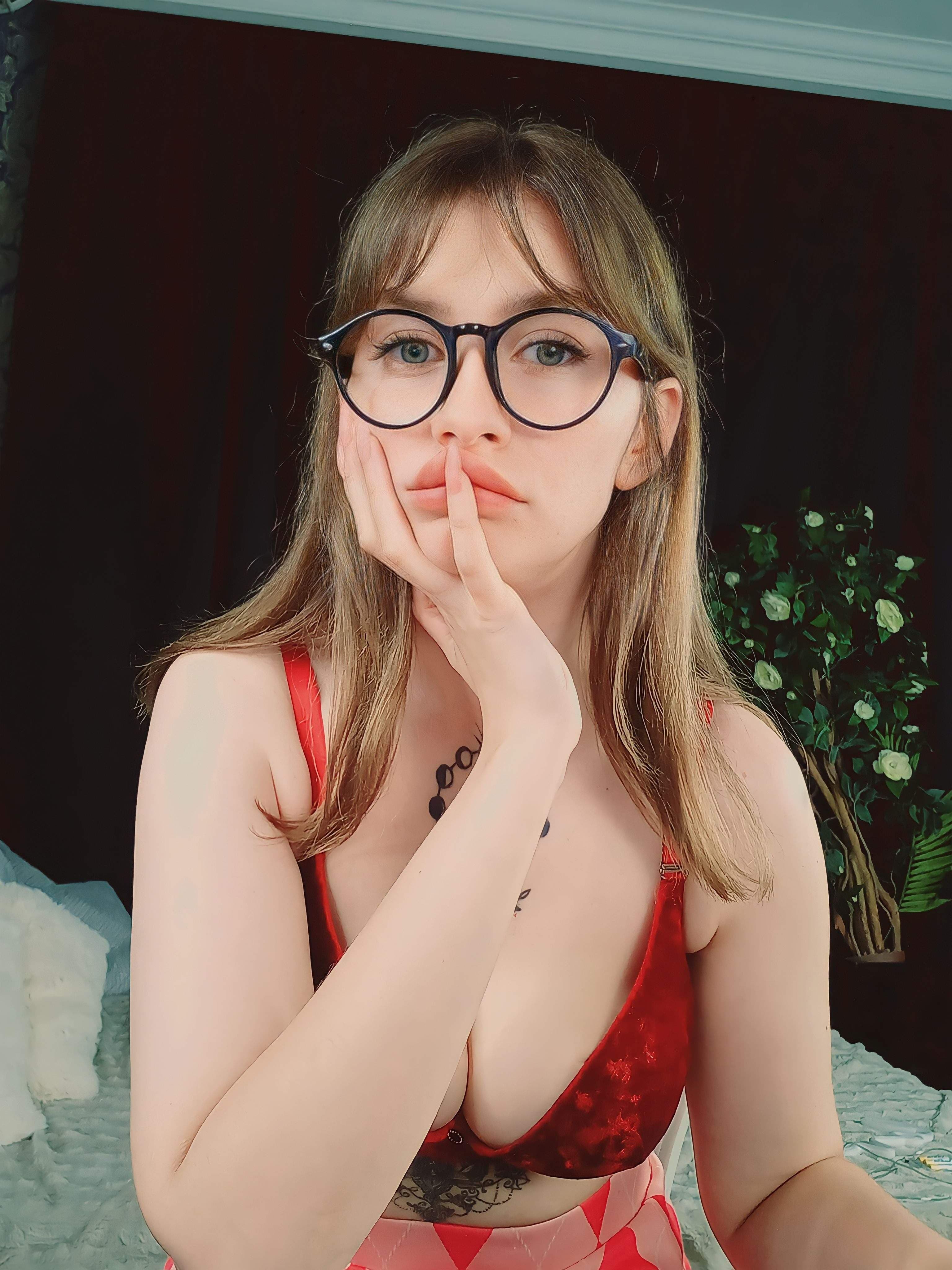 🍒Julia_OhMy🍒