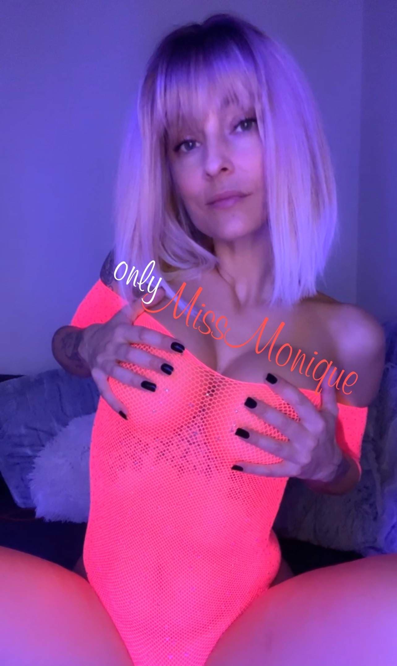 Miss Monique XO FREE
