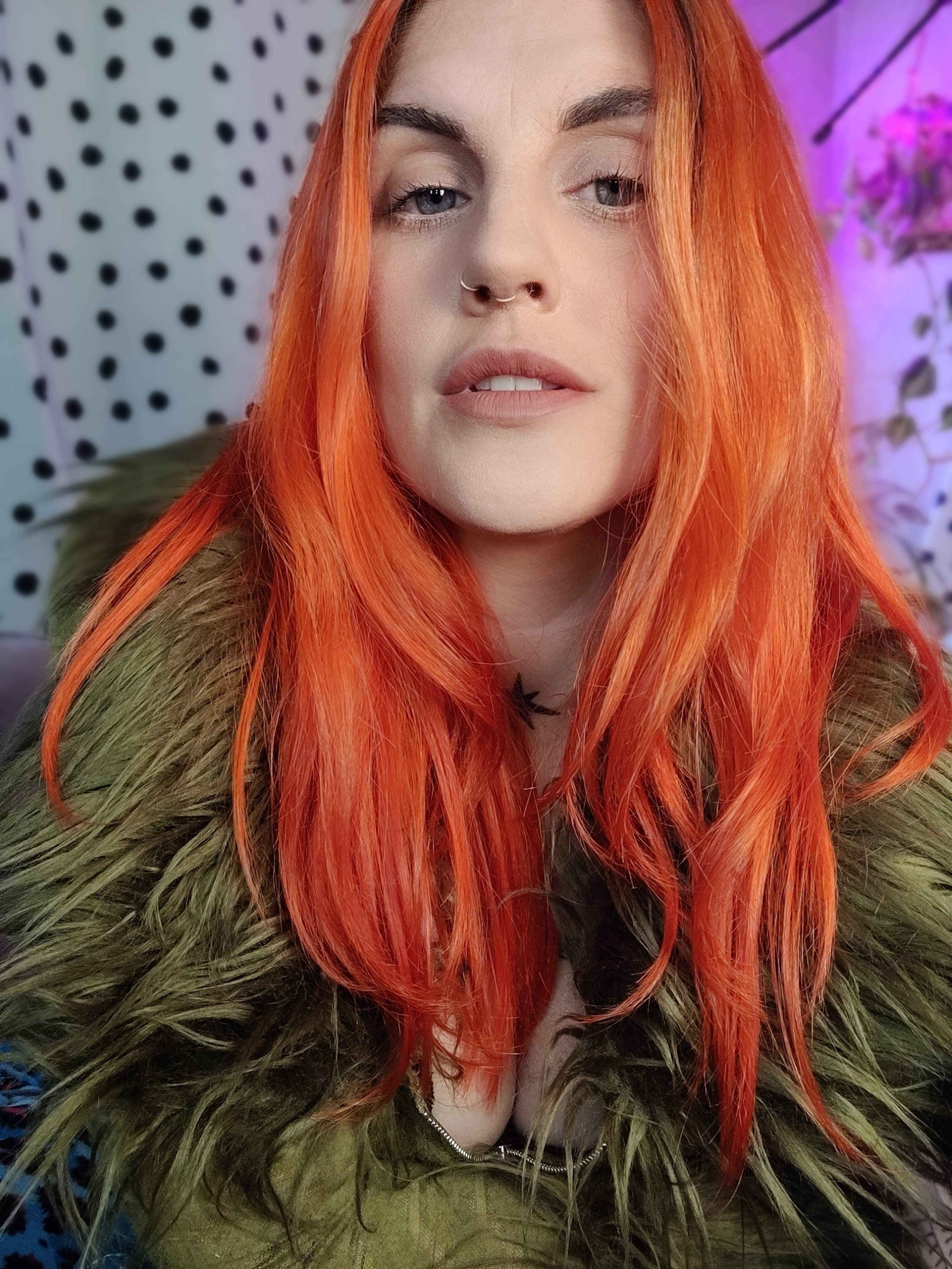 SELMA 🇬🇧 PAWG 🇬🇧 DOMME 🇬🇧 REDHEAD
