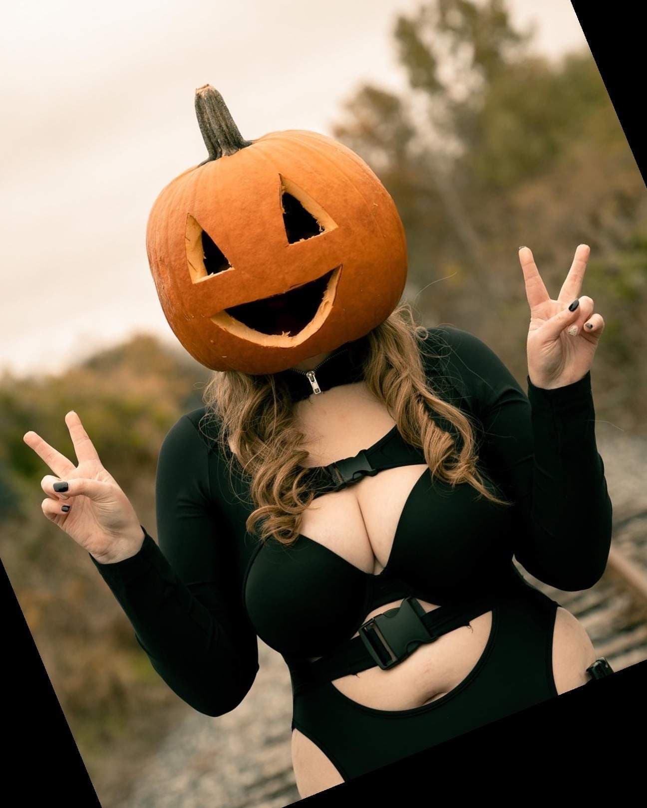 K😘