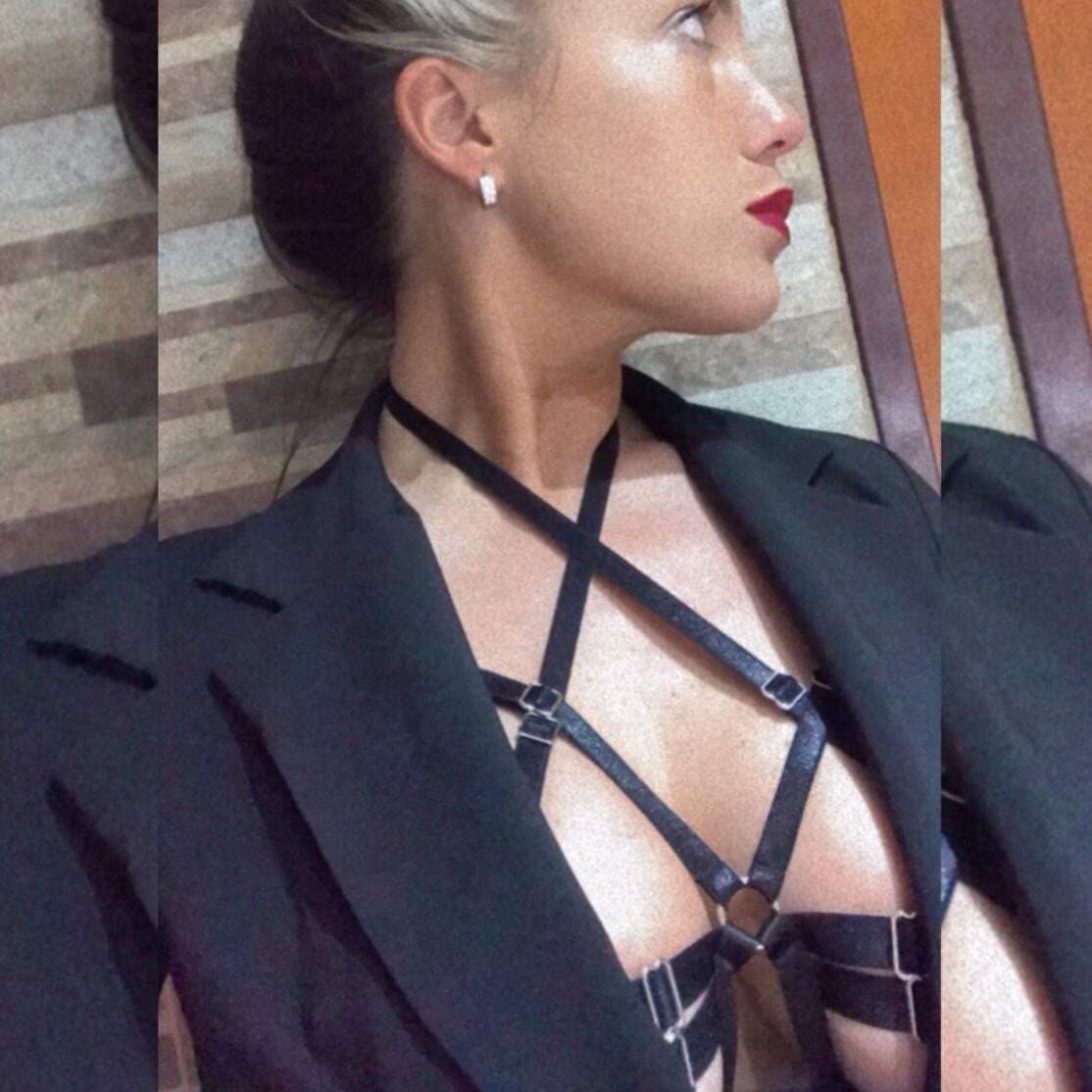 GIRL LATINA ON FIRE