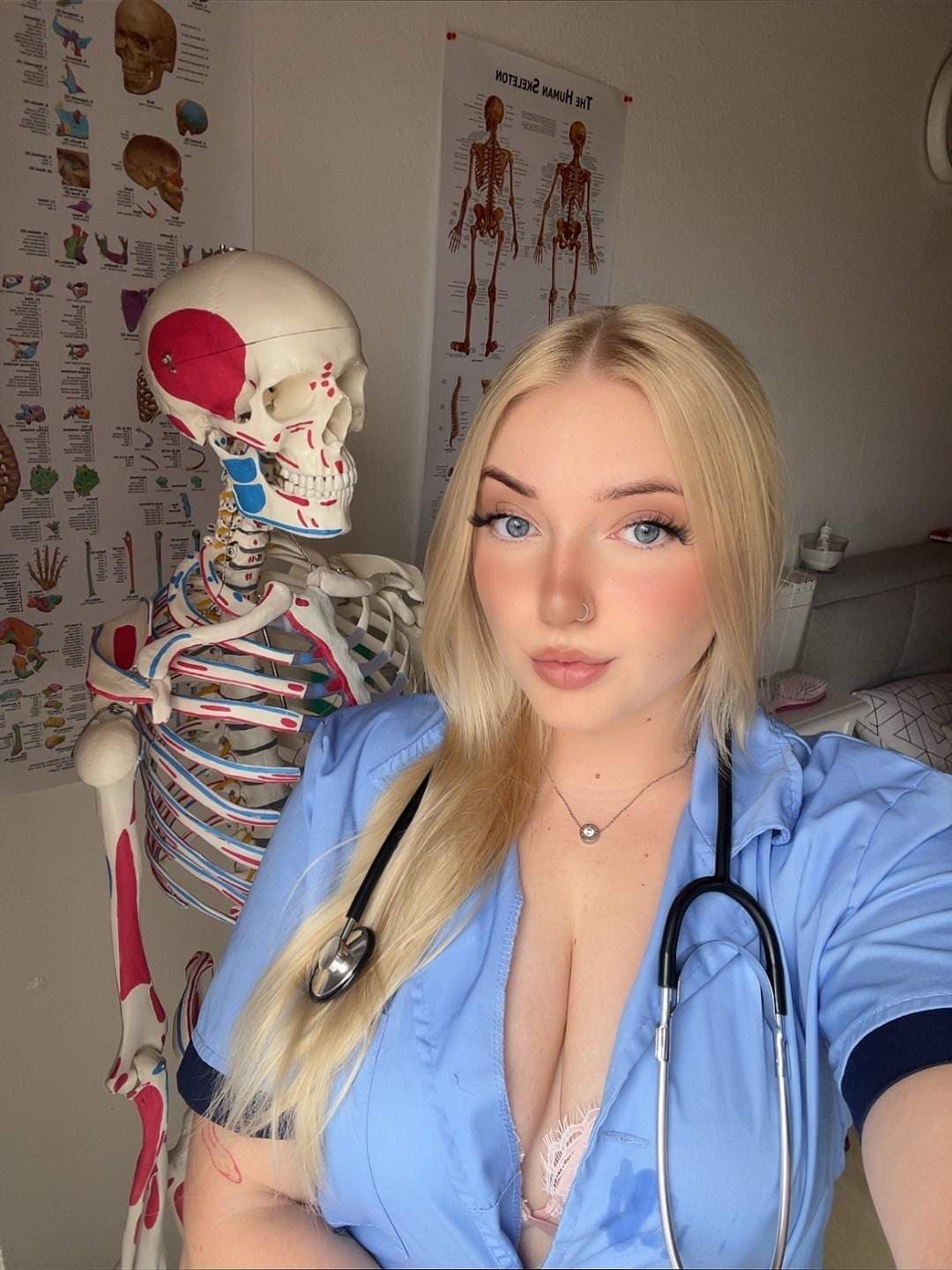 amelia👩🏼⚕️ 🩺
