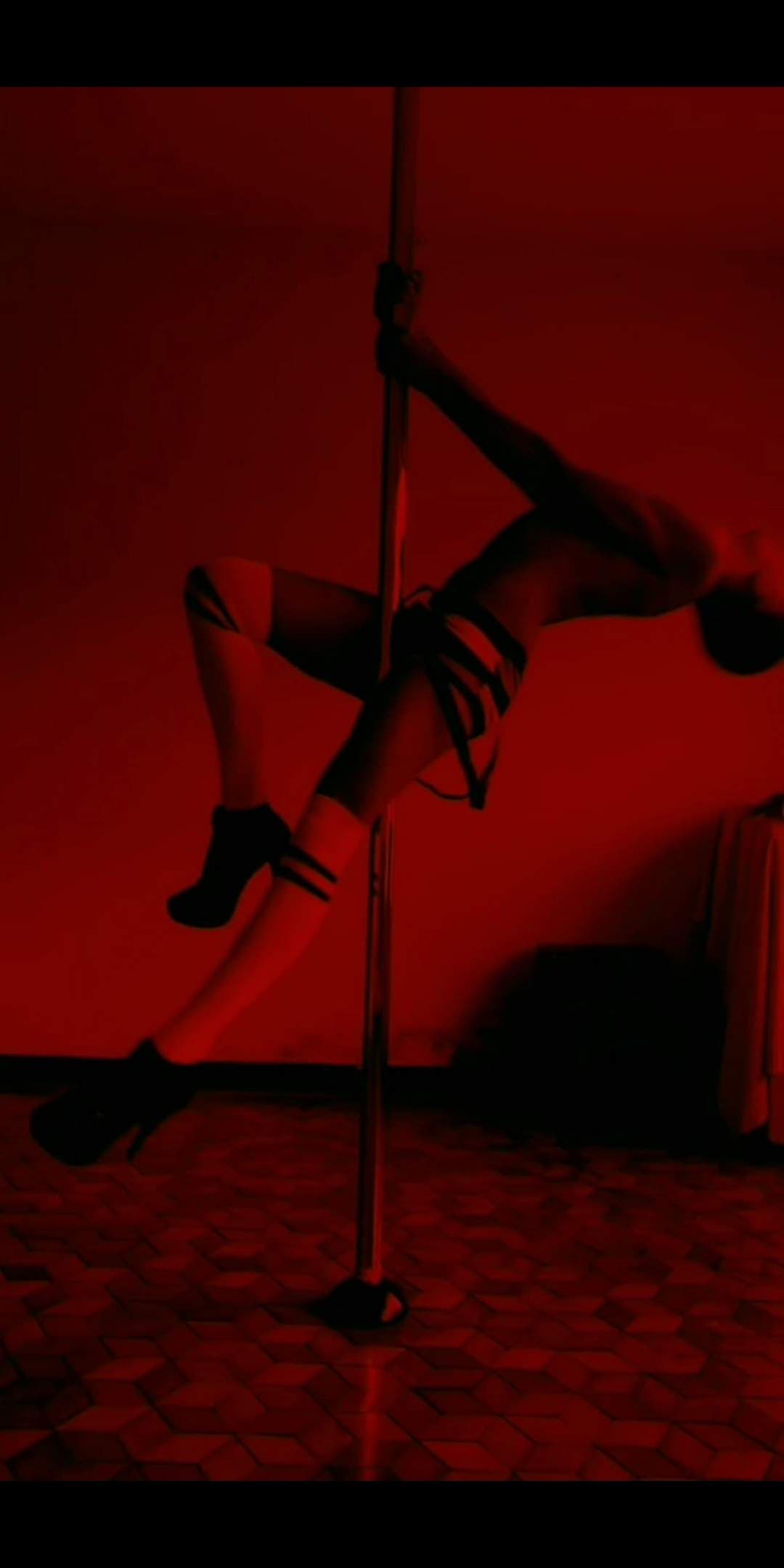 Pole Dance For Boys