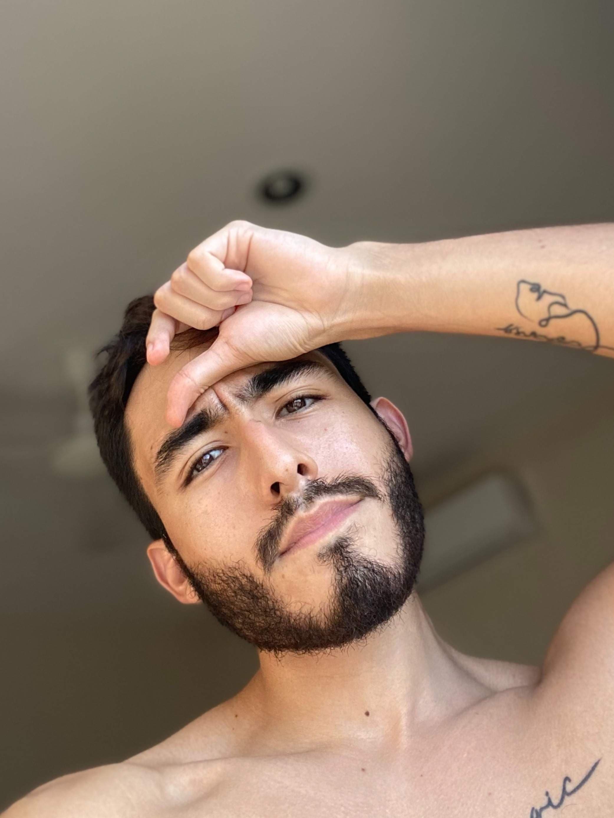 guywithglasses