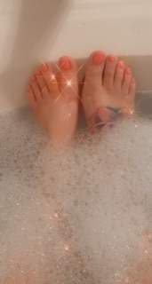 Pretty Feet