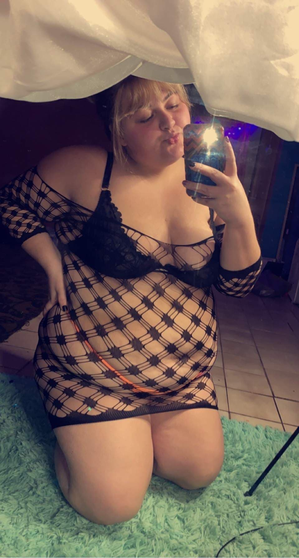 Juicy bratt ✨
