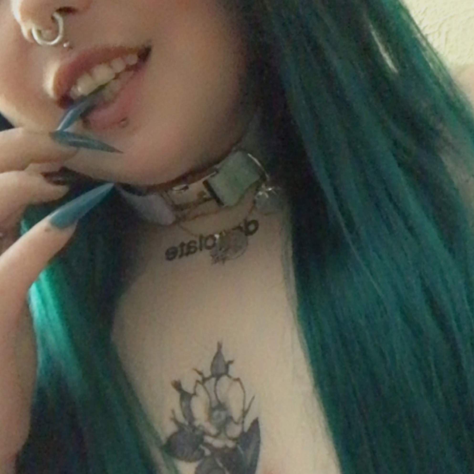 kit frost ❄️💚🦂⛓🍁