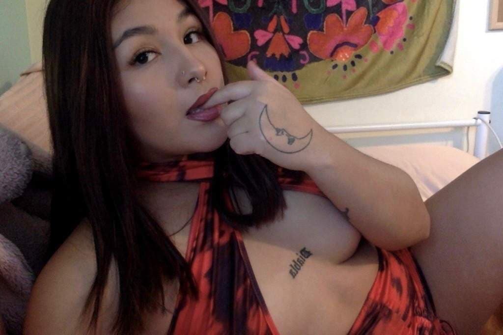 ✨Wet Papaya ✨