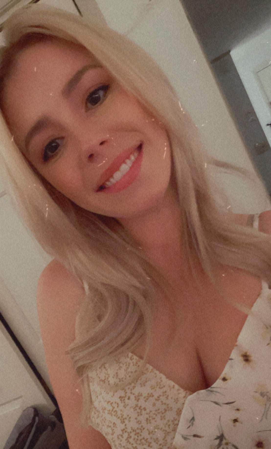 Amelia Amor