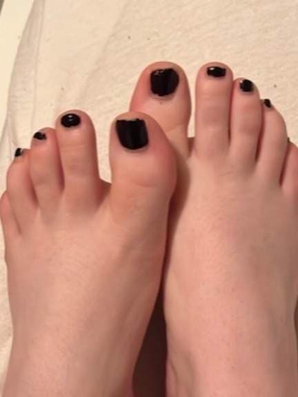 Lucy Feet Goddess