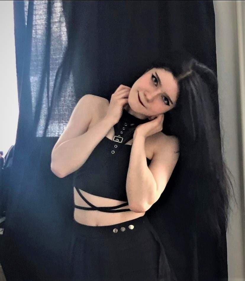 🖤 Astrid 🖤