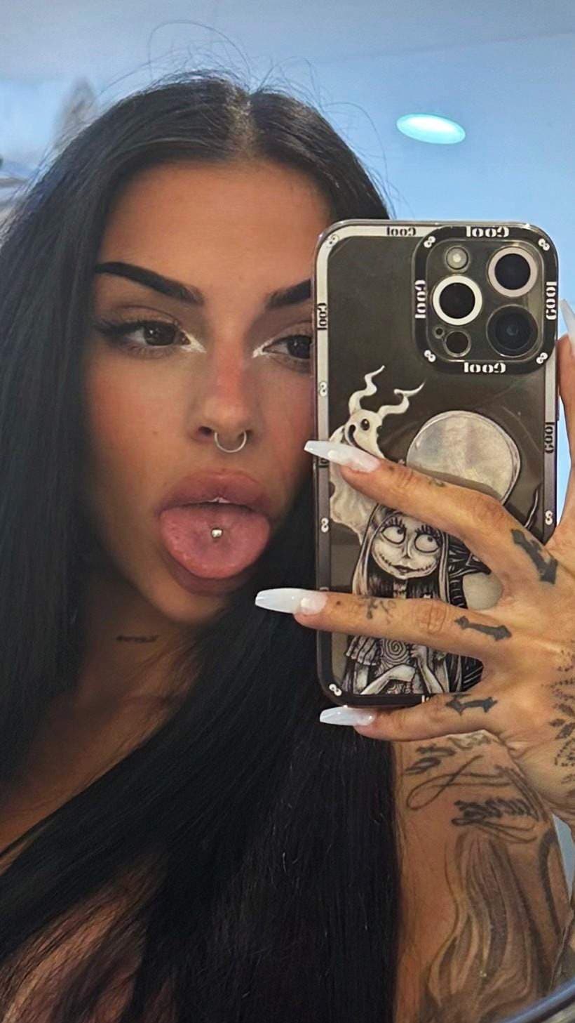 LASIKARIA💋