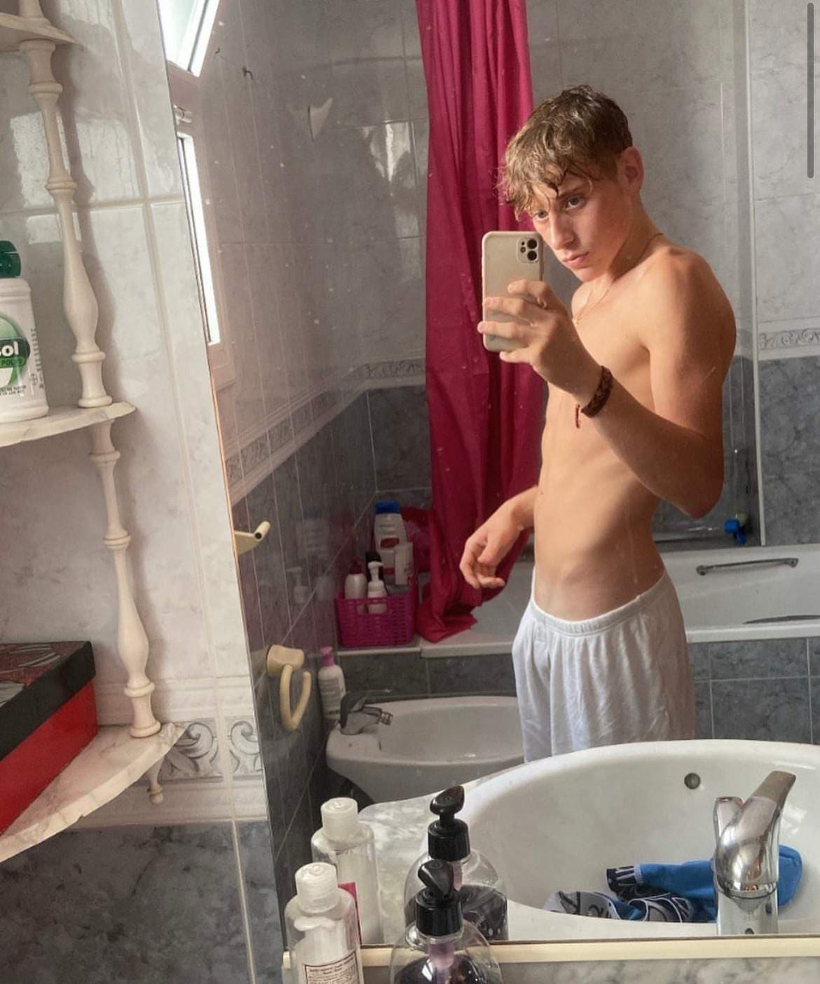 Twink02