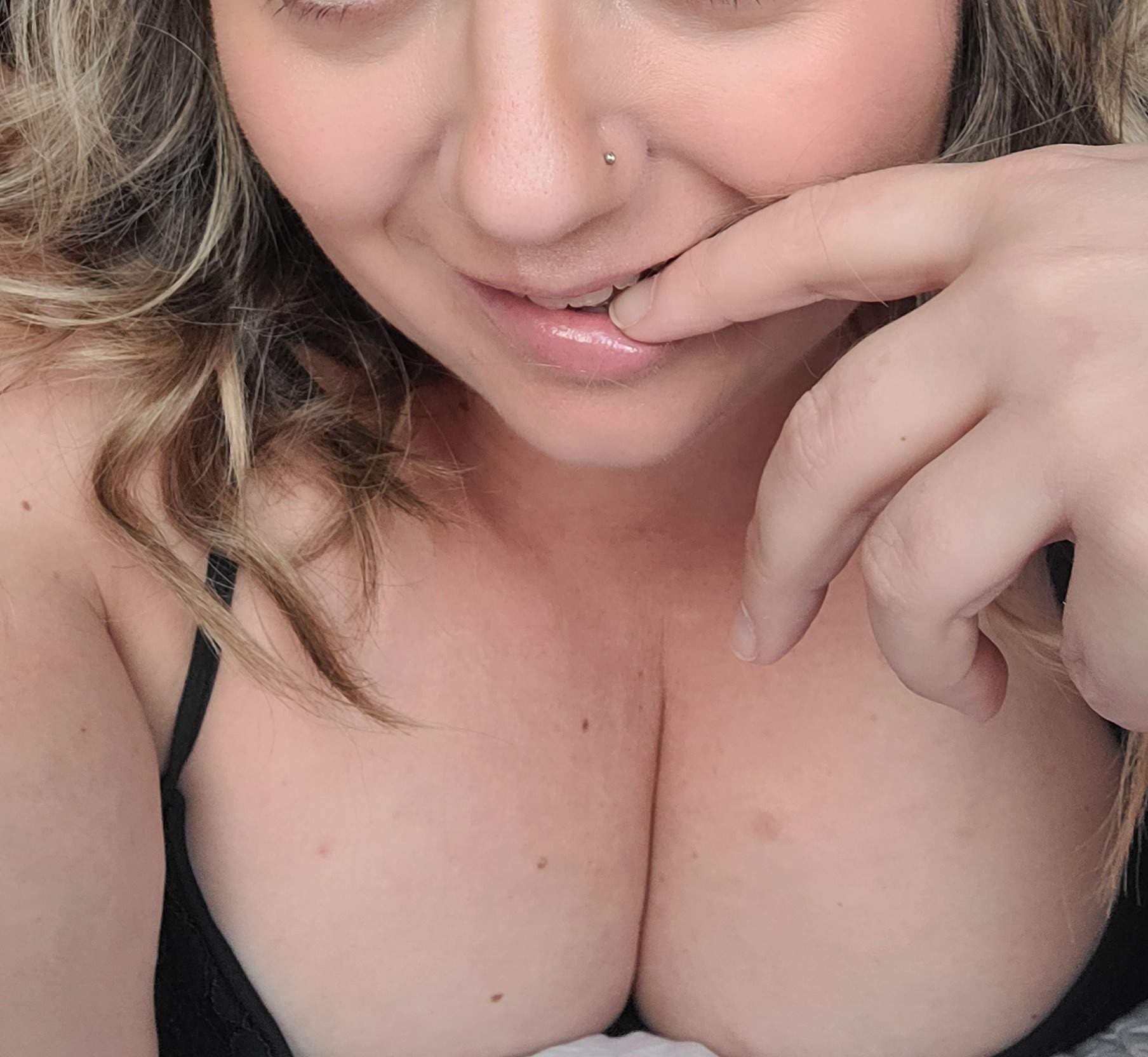 CuteAndCurvy