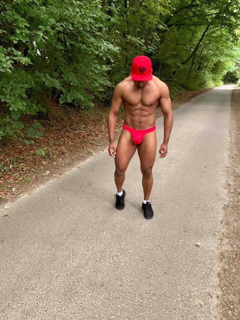 Faceless Gay