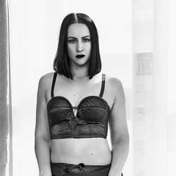 Ada Fox - Femdom and model