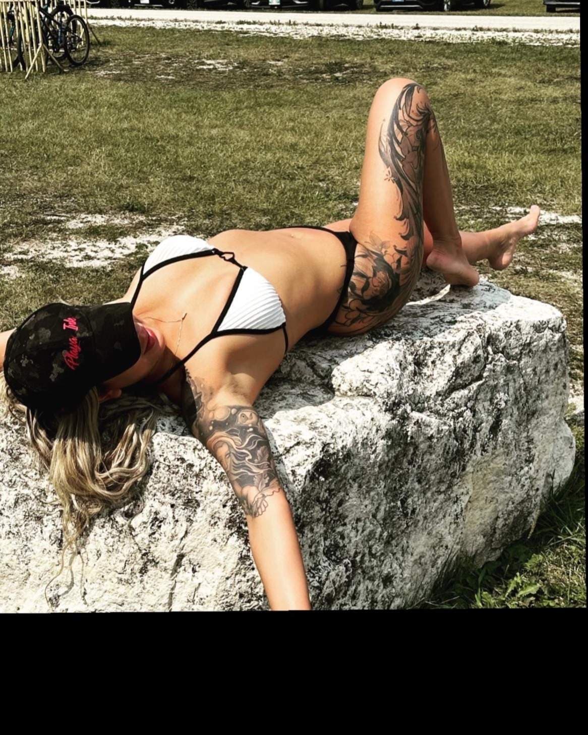 Stassi Sky 🖤