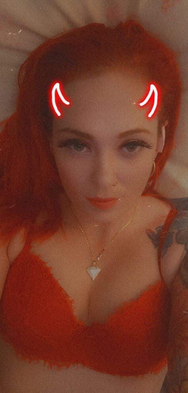 😈Pσιʂσɳ🍑ιʋყ😈( 𝓕𝓻𝓮𝓮)