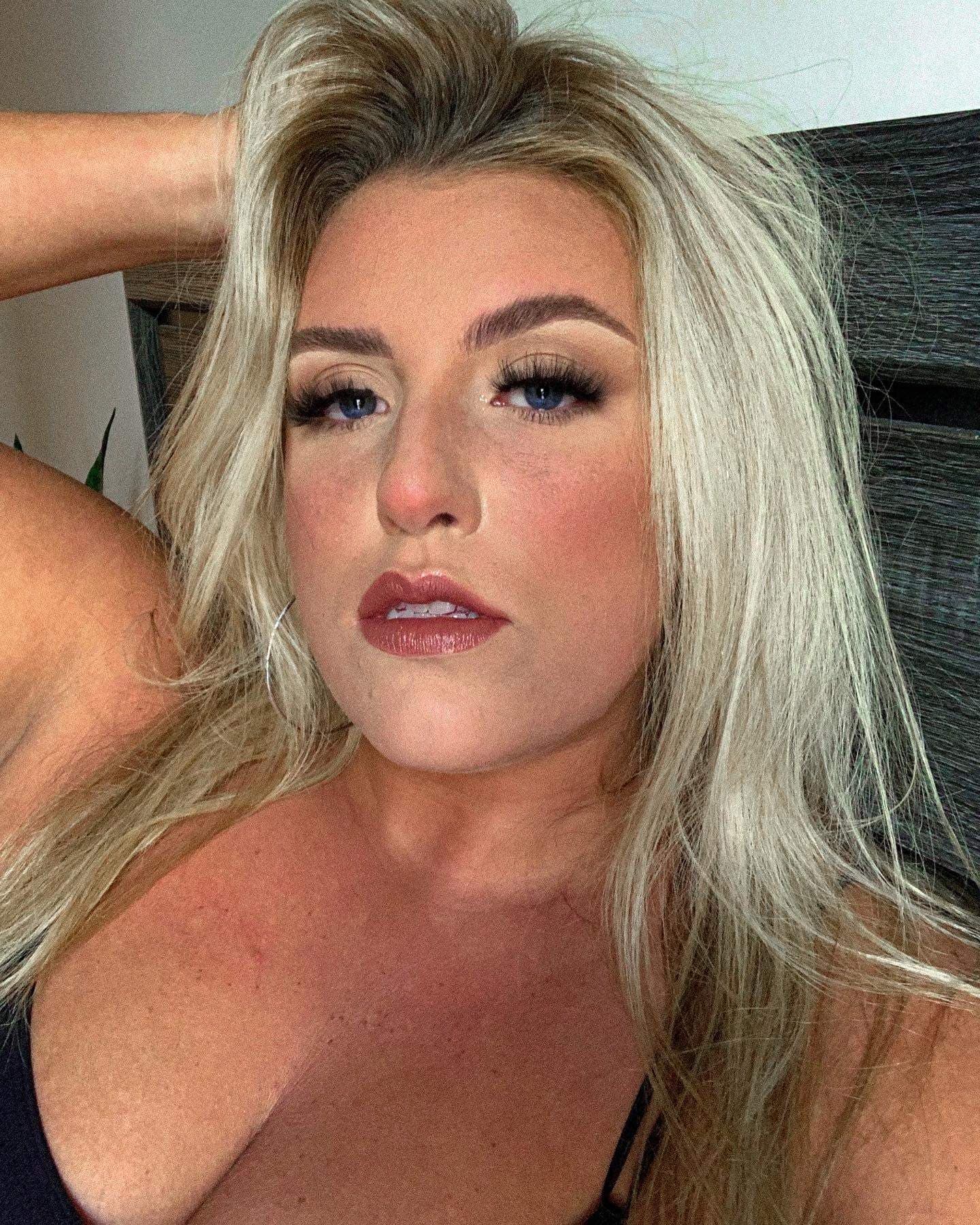 LB 💋