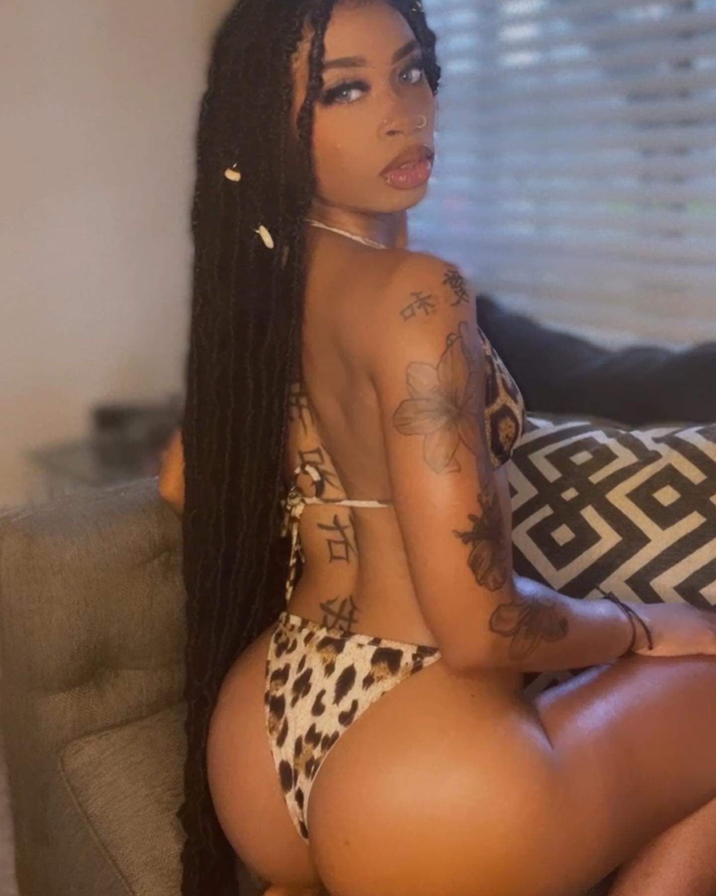 Freak Niquee 👅💦