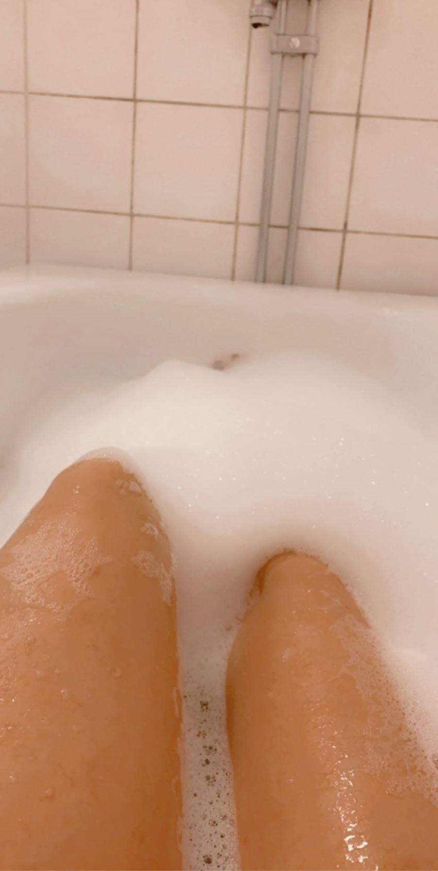 Elisabeths feet and fun