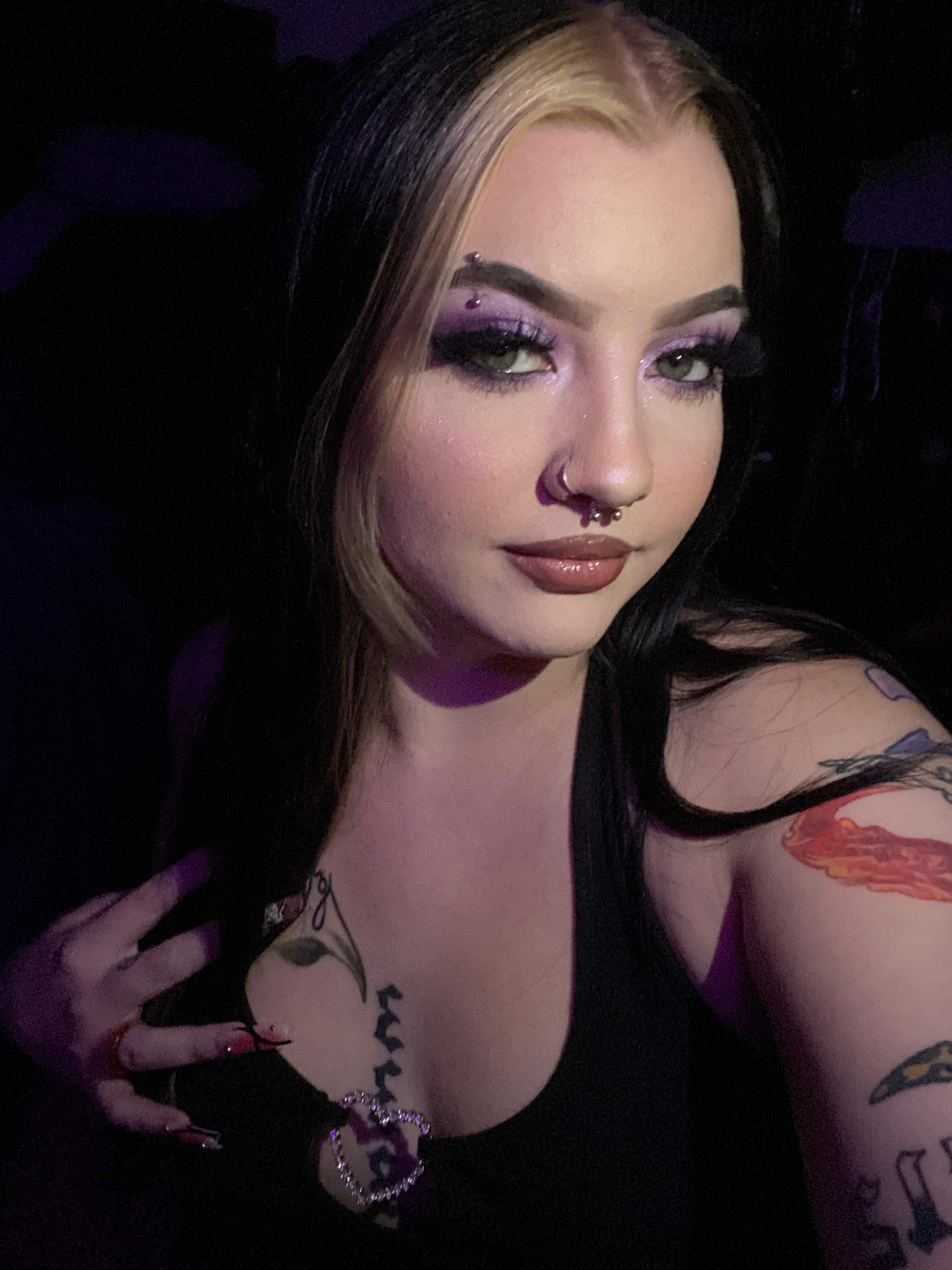 B🖤
