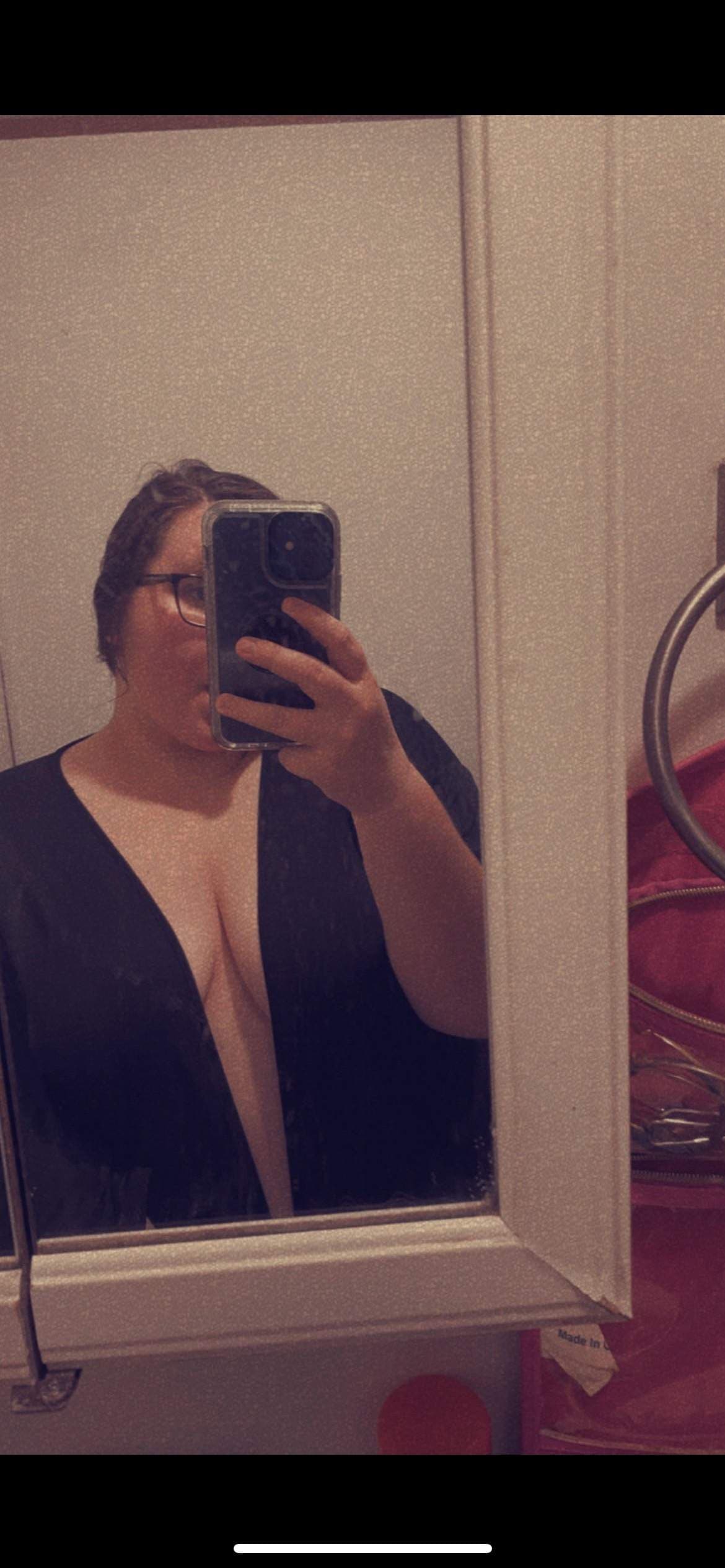 Your Favorite BBW 😘