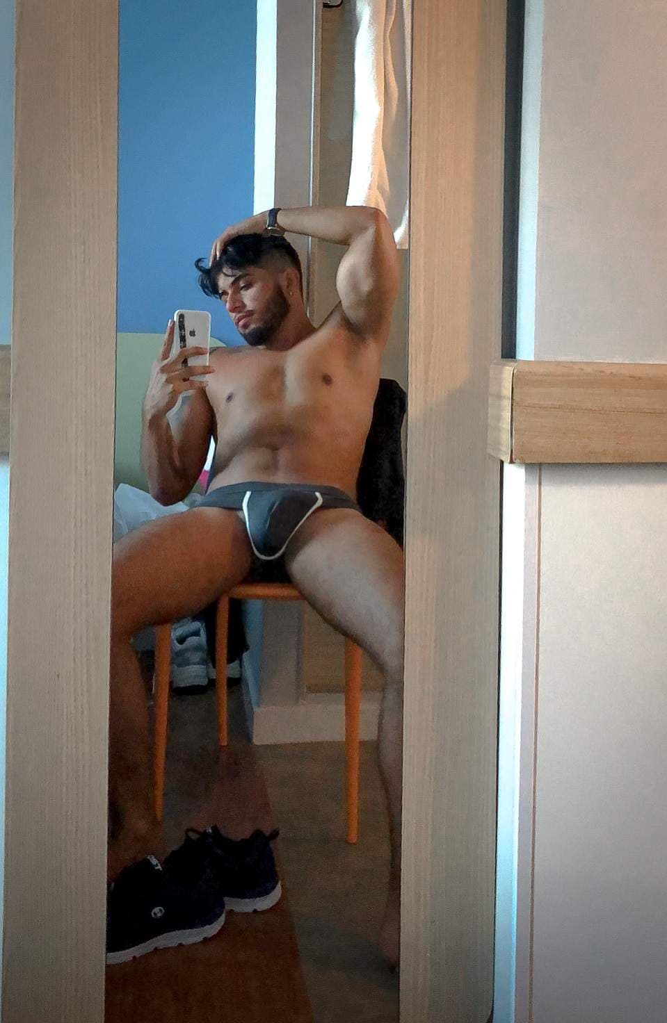RAFAEL 🥵😈