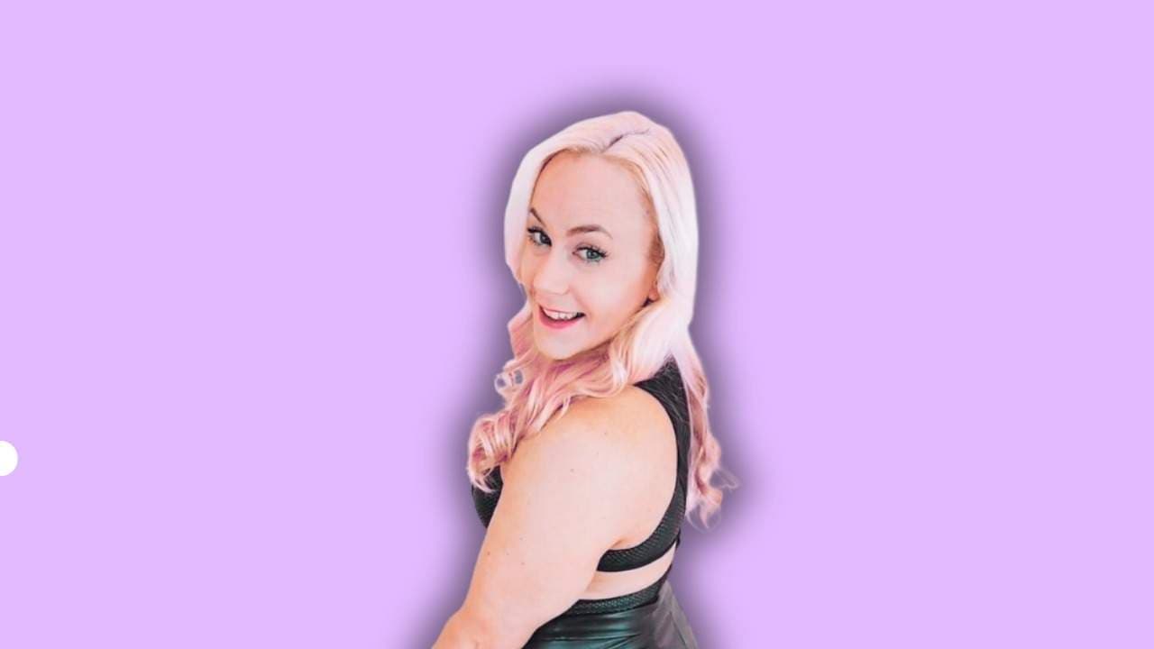 Michelle muscle worship VIP