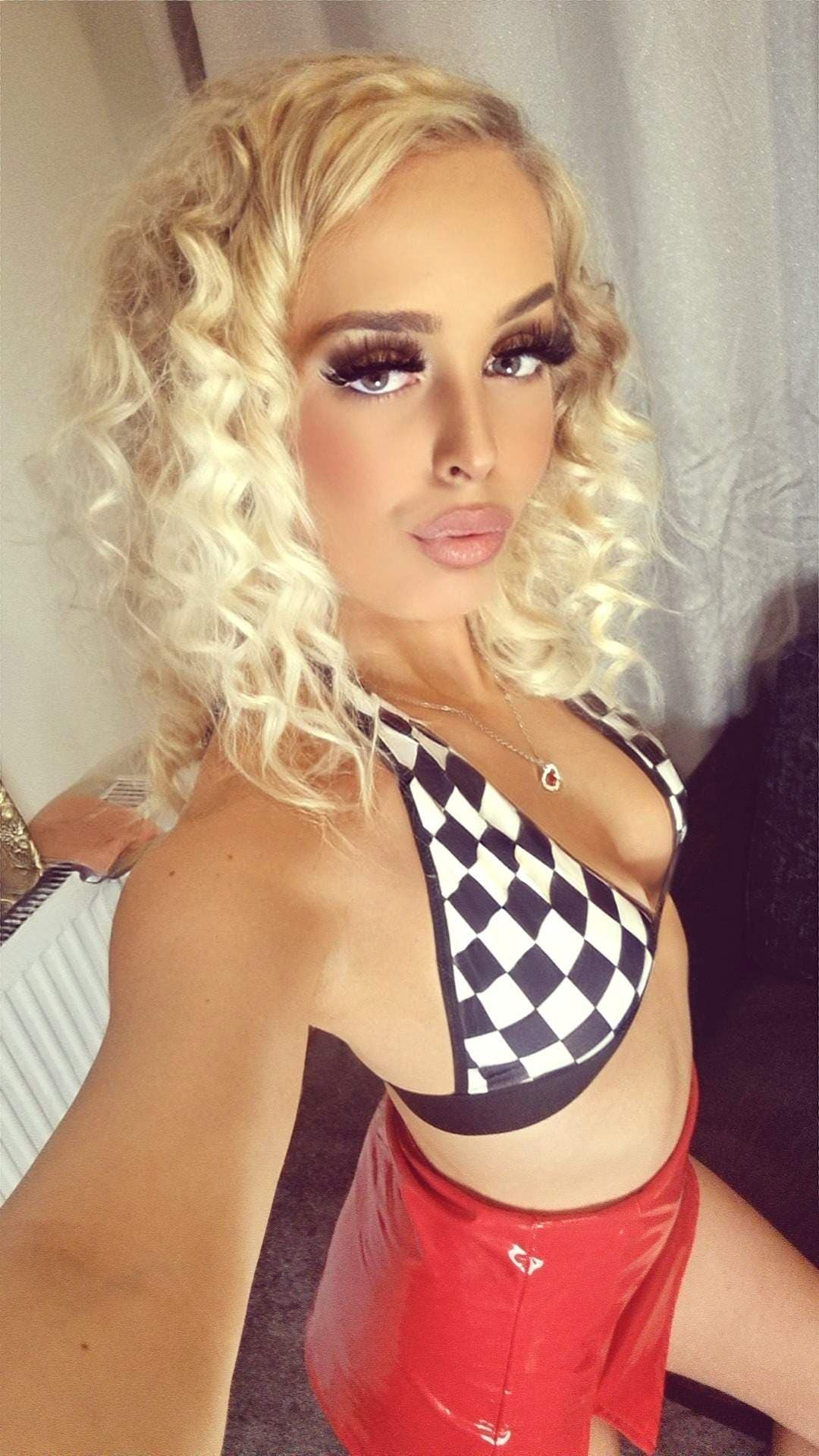 Fern Barnes😈 NO PPV