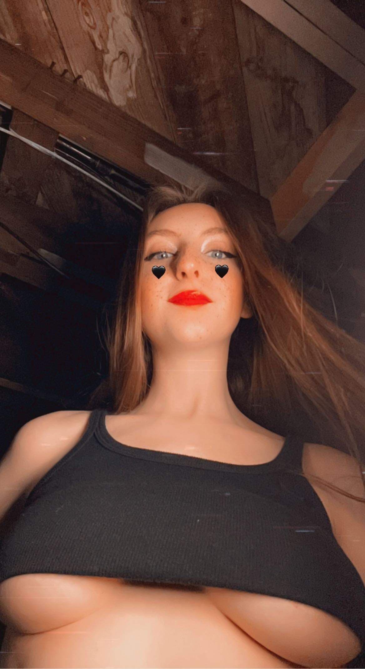 Sarah 🥵