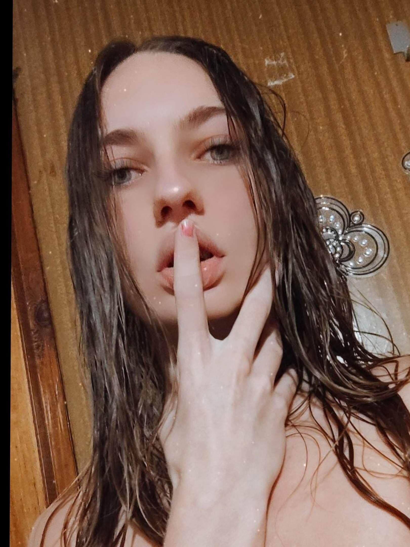Albitagranaina😈