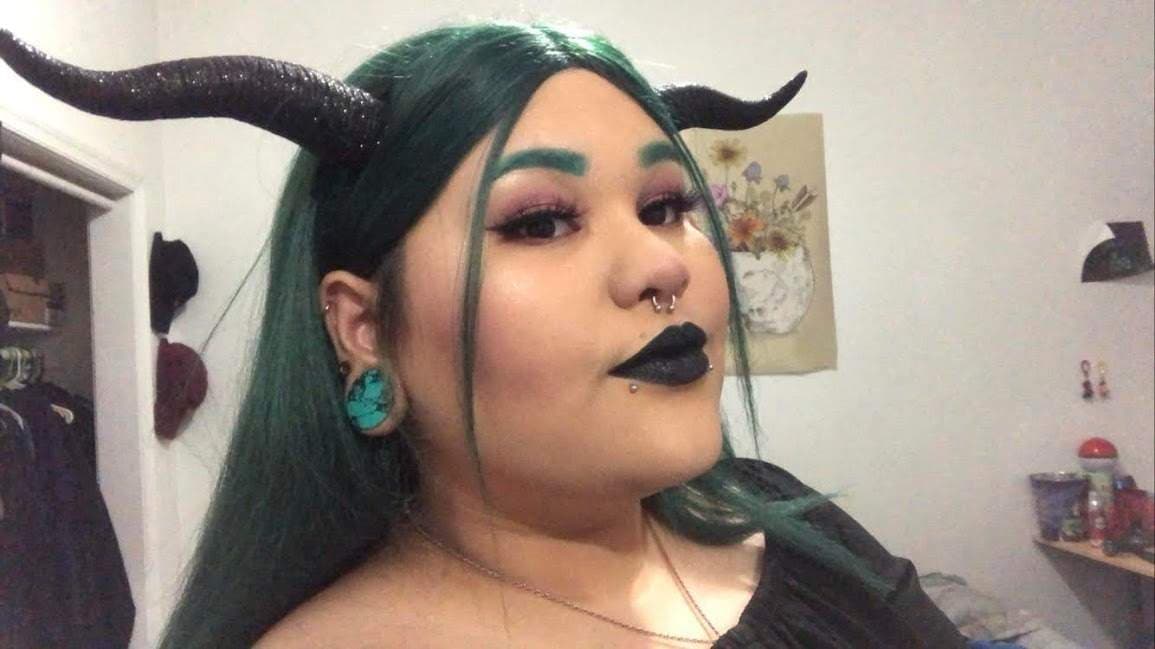 Kat Divine