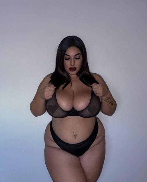 Natalia Lozano💦 Top 0.94%